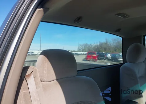 2001 Chevrolet Silverado 1500 Ls z USA, uszkodzony, nr VIN 1GCEK14T51Z118651